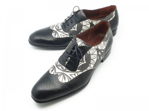 MEMESTYLEのシューズ例